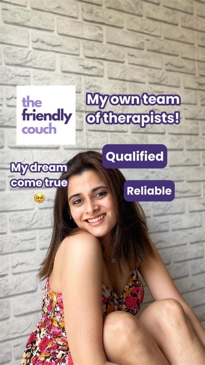 Can therapists follow clients on social media?