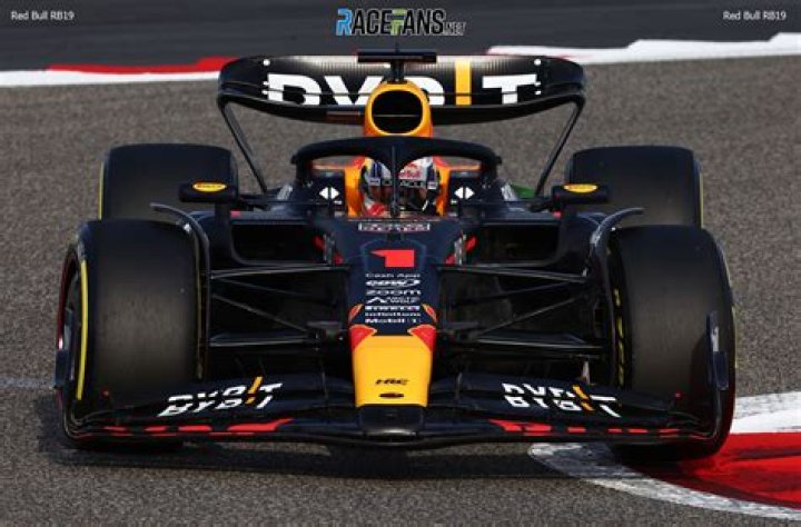 How many G's is a normal car?