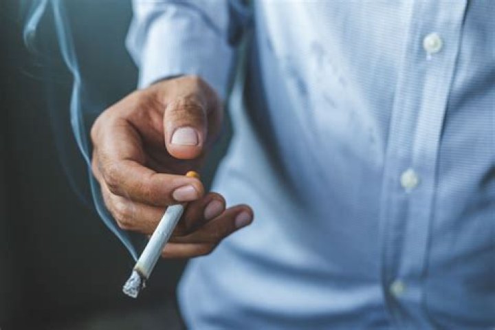 What gets rid of cigarette smell on hands?