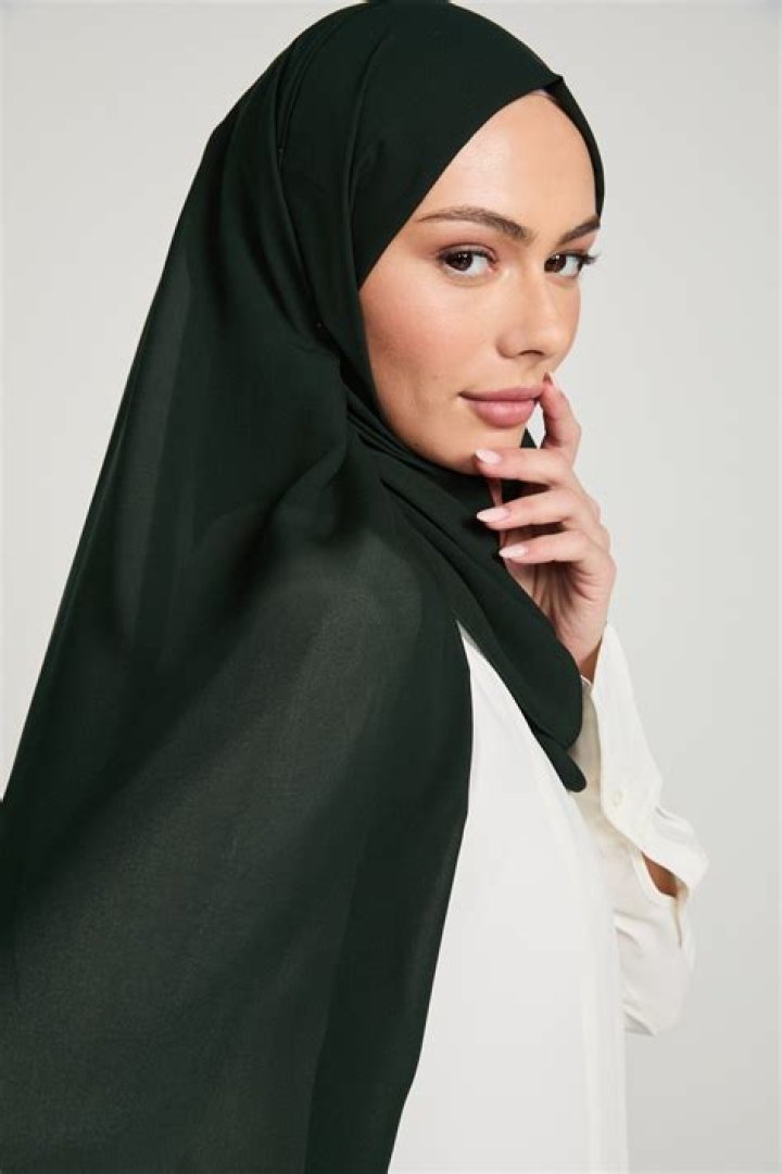 What is a Georgette hijab?