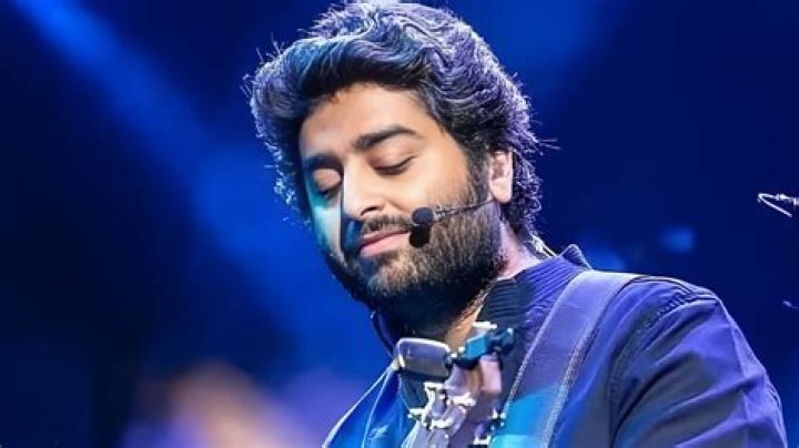Where is Arijit Singh house?